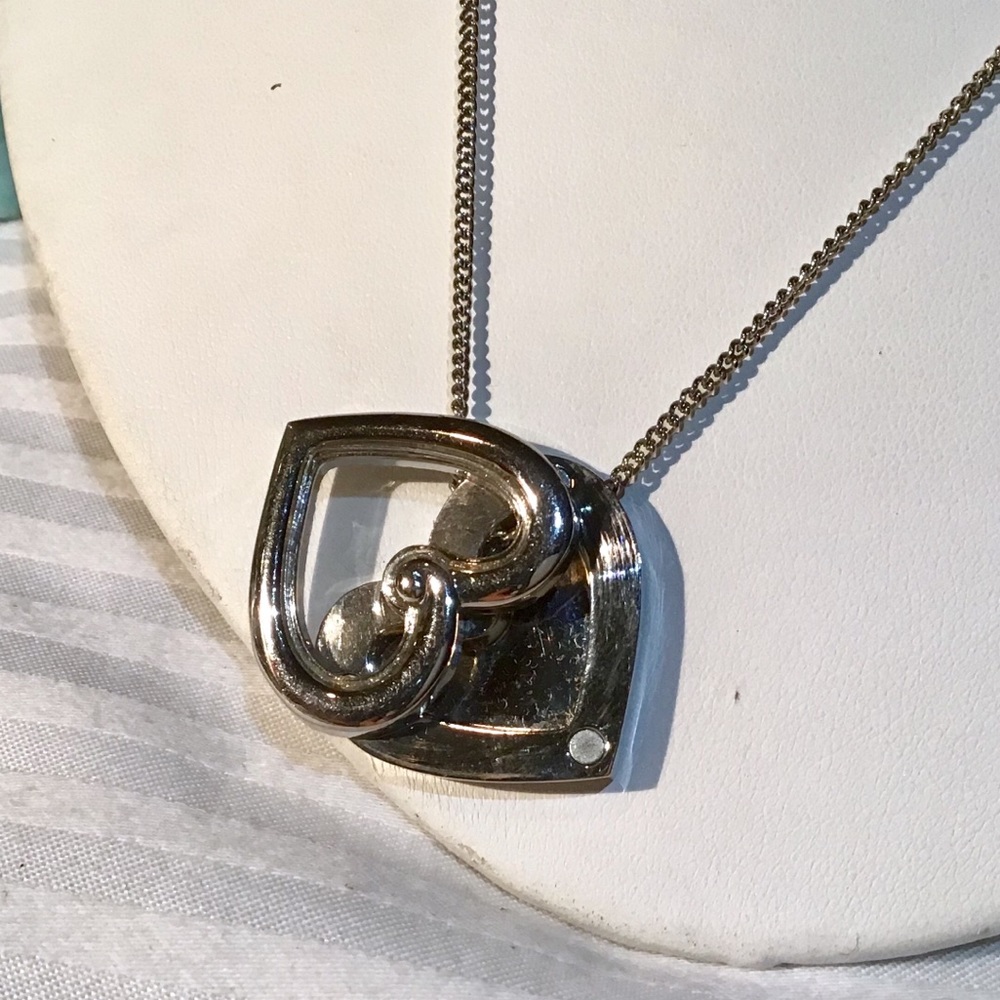 ❤️ Silver Floating Glass Heart Locket - Picture 1 of 7
